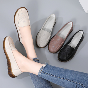 <span class=keywords><strong>Chaussures</strong></span> plates décontractées pour femmes Nouveaux mocassins en cuir avec fond souple Design de chignon farci à la vapeur antidérapant - Product Image 6