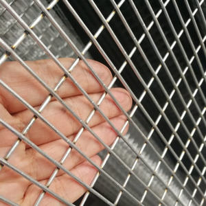 ม้วนลวดตาข่ายชุบสังกะสีแบบจุ่มร้อนขนาด 2 มม. 1x1/2 นิ้ว สำหรับกรงนกหรือรั้วฟาร์ม - Product Image 4