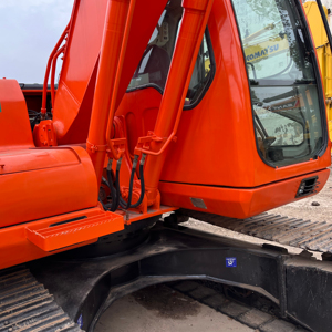 Good Quality Original <b>Engine</b> Used Doosan Dh150-7 15 Ton Second Hand Medium Excavator EPA Certified 2020 <b>Model</b> 71kw Power Motor - Product Image 5