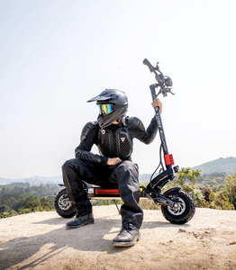 Trottinette électrique Raptor2 60V pour adultes, pneus larges de 11 pouces, moteur haute performance, batterie 30Ah longue autonomie, étanche, Raptor2 haute endurance et performance - Product Image 2
