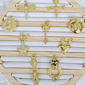 Cz8713 độc đáo 18K vàng mạ đồng thau Mặt dây chuyền Trinh Nữ Mary Lady guadalupe mề đay CZ kim cương Pave chuồn chuồn tim sao báo quyến rũ - Product Image 1