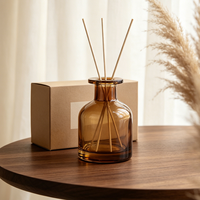 Bouteille diffuseur à roseaux en verre ambré mat dépoli, avec bouchon en liège arrondi de luxe, pour huiles aromatiques et parfums, vente en gros