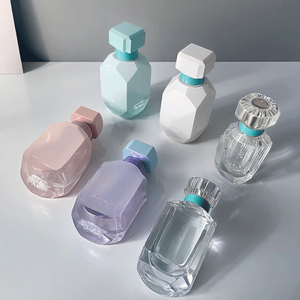 Botellas de perfume personalizadas Solent, venta al por mayor, corte de cristal transparente, botella de vidrio de 50ml para Perfume, contenedor cosmético de viaje - Product Image 1