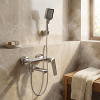 Nouveau design de robinet mural en laiton à bec rotatif ensemble de douche de salle de bain robinet de baignoire ensemble de douche