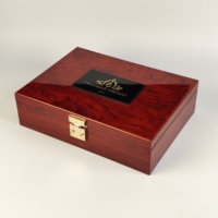 Boîte cadeau en bois brillant avec doublure en velours, plateau de présentation en acrylique, quincaillerie métallique, logo personnalisé pour le stockage de concombres de mer séchés, emballage cadeau