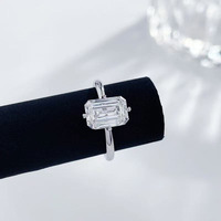 Schlichter, eleganter Verlobungsring aus Pt950 Platin mit Labor-Diamant im Cushion-Schliff und 4 Krappen für Damen – Edler Schmuckring