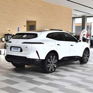 2025 Avatr 06 Sedan New Energy coche chino vehículo híbrido 4 puertas 5 asientos Avatr 06 coche eléctrico de rango extendido Avatr 06 Ev Coche - Product Image 2