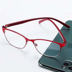 Gafas de Lectura de Aleación Personalizadas al por Mayor, Gafas de Lectura con Protección Contra la Luz Azul para Mujer - Product Image 2