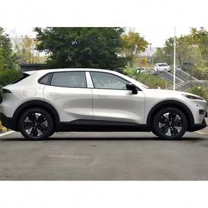 Vehículo eléctrico recién lanzado 2025 Changan Deepal S05 510 Kilómetro Rango 5 puertas 5 plazas 238HP Carga rápida 0,25 horas - Product Image 3