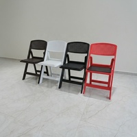 Chaise pliante en résine de qualité commerciale, design classique personnalisé, avec dossier perforé, pour événements d'entreprise, jardins, extérieur, mariages et repas
