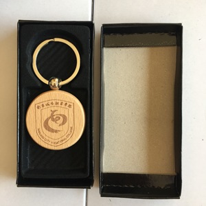Bán Buôn Tùy Chỉnh Gỗ Keychain Vòng Chìa Khóa Cá Nhân Khắc Biểu Tượng Bằng Laser Gỗ Hạt Da Trống Cho Quà Tặng Khuyến Mãi Kinh Doanh - Product Image 2