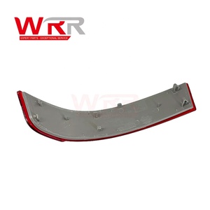 1648201174 1648201274 Lentille réflectrice rouge montée sur le pare-chocs pour Benz W164 ML350 ML550 Système d'éclairage automobile Durable Avertisseur arrière - Product Image 2