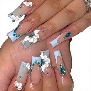 Ongles 3D de Luxe en Gros, Motif Floral Rose Rouge Chaud pour l'Été, Étiquette Privée, Faux Ongles 3D à Presser - Product Image 2