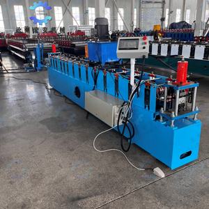 Máquina Formadora de Alta Velocidad Controlada por PLC con Motor y Engranajes para Columnas de Estanterías Perforadas Ligeras para Tiendas de Conveniencia, Fácil de Operar - Product Image 2