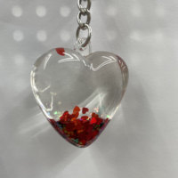 Porte-clés liquide en forme de cœur en acrylique transparent avec figurines 3D flottantes, perles, personnalisable, paillettes cœur, décoration pour téléphone et sac