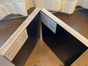 Madera contrachapada con revestimiento de película antideslizante con patrón hexagonal negro de 9mm Hysen para caja de vuelo