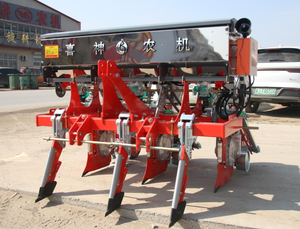 Semoir à maïs pneumatique miniature à 3 rangs, directement de l'usine, avec un grand réservoir d'engrais, semis de haute précision pour diverses terres agricoles - Product Image 3