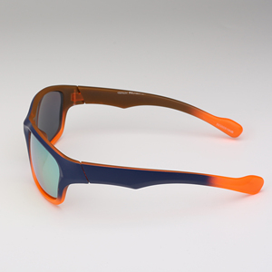 Gafas de sol deportivas de plástico para niños, protección UV400 100%, OEM, gran venta, certificación CE, varios colores opcionales - Product Image 4