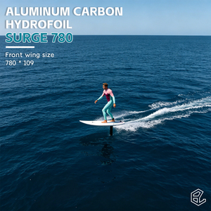 SURGE 780 - Hidroala de Carbono de Alto Rendimiento de 643 cm² para Carving Rápido, Pop Explosivo y Surf Oceánico Avanzado - Product Image 1