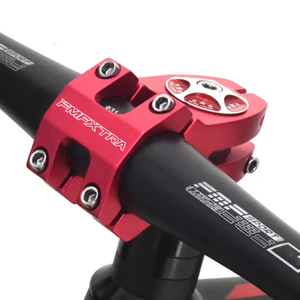 14013 Attacco Manubrio Cavo per Bicicletta in Lega 25.4/31.8*45mm Attacco Corto per MTB Mountain Bike - Product Image 2