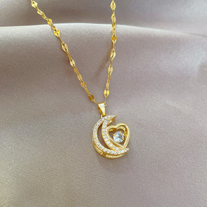 Collier en acier titane élégant pour femme avec pendentif lune et cœur exquis, bijoux féminins - Product Image 6