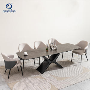 Meubles modernes de luxe de la Chine Hôtel personnalisé pierre frittée <span class=keywords><strong>extensible</strong></span> <span class=keywords><strong>Table</strong></span> à manger compacte en métal ensemble <span class=keywords><strong>pour</strong></span> 8 chaises à <span class=keywords><strong>20</strong></span> <span class=keywords><strong>personnes</strong></span> - Product Image 1