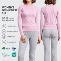 Ensemble de loungewear personnalisé pour femme : Haut court à col ras du cou et manches longues avec ourlet surpiqué et pantalon évasé à taille color block