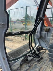 Mini-excavatrice sur chenilles Hitachi EX60-5 d'occasion, 6 tonnes, d'origine japonaise, en bon état, avec certifications CE et EPA - Product Image 6