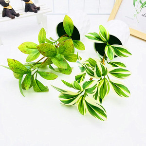 Planta Artificial de Hojas de Bambú Paulon de 24 cm de Altura en Maceta de Plástico, Decoración Verde para el Hogar, Oficina o Escritorio - Product Image 4