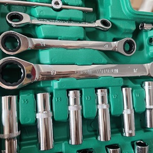 El kit completo profesional <span class=keywords><strong>de</strong></span> herramientas manuales mecánicas <span class=keywords><strong>de</strong></span> 150 piezas incluye pico y hoz con embalaje <span class=keywords><strong>de</strong></span> estuche rígido - Product Image 4