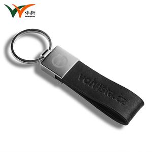 Llavero de Lujo con Logotipo Personalizado de Marca de Auto, Llavero de Metal y Cuero PU con Logotipo Grabado - Product Image 3