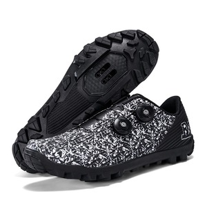 Chaussures de cyclisme géométriques roses avec fermeture Boa et empeigne synthétique pour la pratique en extérieur - Product Image 2