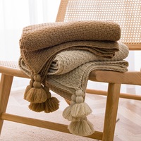 Plaid doux en acrylique tissé à la main de style nordique pour la sieste au bureau, le canapé, la couette de lit, utilisation toutes saisons