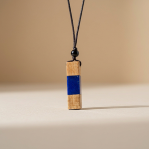 Collar colgante Boho Blue Ocean de resina epoxi y madera de acacia con cordón, colección de joyería de moda al mejor precio - Product Image 1