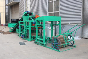 Automatische Betonblockherstellungsmaschine auf den Philippinen QT4-25 Zementsteinherstellungsmaschine aus China Hohlzementsteine - Product Image 6