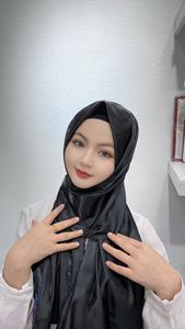 Cetim Hijab cetim macio Chiffon étnico Africano Sul-americano das mulheres muçulmanas sólido padrão tampa da cabeça <span class=keywords><strong>Bandana</strong></span> Bow <span class=keywords><strong>Cap</strong></span> - Product Image 3