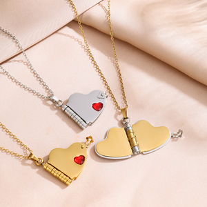 Collier pendentif en forme <span class=keywords><strong>de</strong></span> <span class=keywords><strong>livre</strong></span> ouvrable en acier inoxydable doré <span class=keywords><strong>Dina</strong></span> Trendy, chaîne à maillons, gravable, cadeau romantique DIY, bijoux - Product Image 1