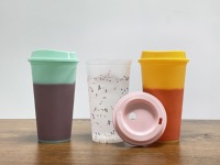Tasses à café réutilisables, avec couvercles et paille, carrés en plastique à couleur changeante, de grande taille 16 oz, vente en gros, logo personnalisé