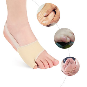 Pinky Toe Protector Sleeve Soft Silicone Gel Pad Séparateur d'orteils avec ceinture Little Toe Straightener - Product Image 4