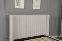 Linge de lit à plateforme moderne de grande taille Willsoon rembourré avec tête de lit capitonnée verticale luxueuse Mobilier de chambre minimaliste