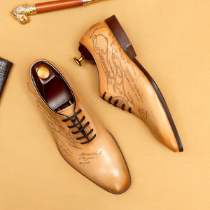 S1007F New Hot-selling Carved Genuine Leather British Business Formal Pointed Toe Cowhide Lining Men's Leather Shoes - Product Image 1