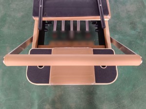 Instring P013 Reformer de Pilates pliable, équipement de fitness pour la gym, en bois d'acacia, d'érable et de hêtre, certifié CE - Product Image 5