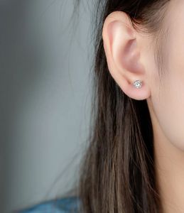 Pendientes de Oro Puro de 18k con Diamante Solitario y Halo de 0.20ct y 0.40ct de Xinfly Center Stone - Product Image 4