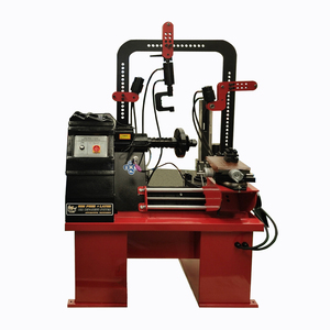 Machine de redressage et de réparation de jantes en aluminium à trois cylindres avec grue automatique à 3 pièces - Product Image 3