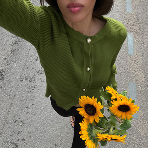 Cárdigan elegante con botones delanteros para mujer, suéter acogedor de cuello redondo, Jersey informal de manga larga para uso diario - Product Image 5