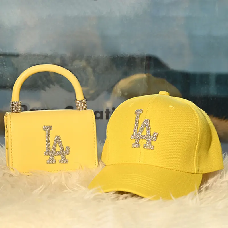 LA dompet berlian imitasi dan Set topi wanita, tas bahu kecil dan topi wanita mode berlian Mini tas selempang dengan topi yang cocok