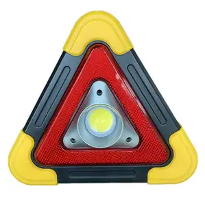 Sicurezza stradale uso auto emergenza pieghevole riflettore di sicurezza di emergenza strumenti LED luce auto segno triangolo di avvertimento riflettente