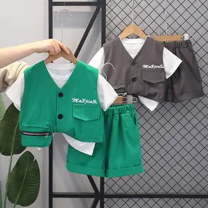 Kaus anak laki-laki gaya Korea, setelan baju anak-anak Musim Panas 2024, katun kasual, kaus pendek, rompi tiga potong, usia 2 tahun