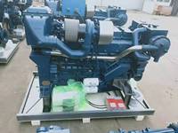 Moteur diesel marin Weichai Baudouin série 8M26 de 600 à 800 chevaux, démarrage électrique, refroidissement par eau, avec boîte de vitesses