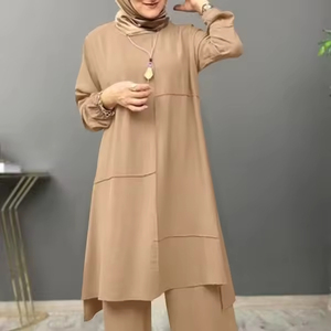 Ropa deportiva urbana de dos piezas para mujeres musulmanas, camisa elegante con mangas abullonadas, pantalones anchos a la moda. - Product Image 1